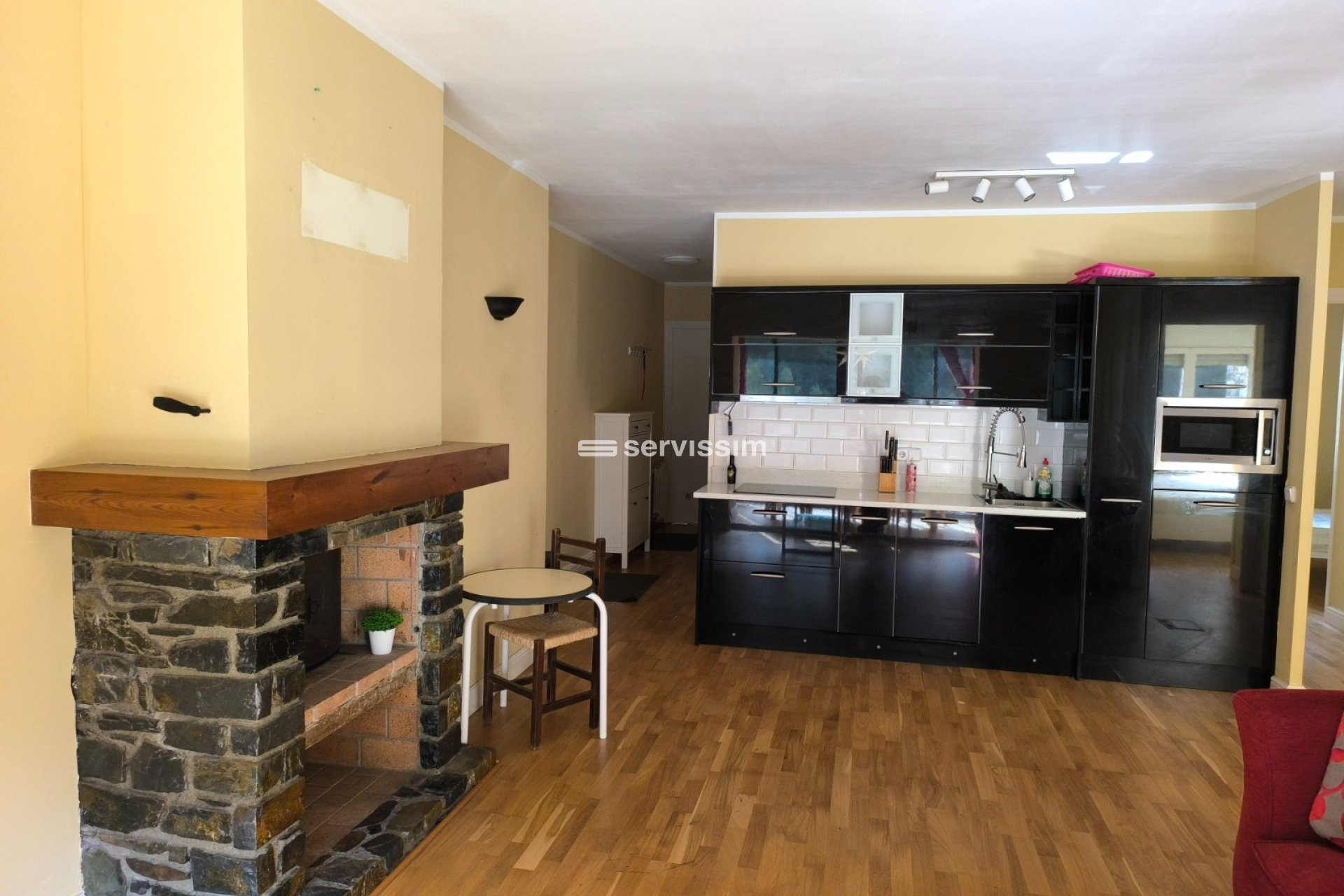 Alquiler - Apartamento / piso - Arinsal