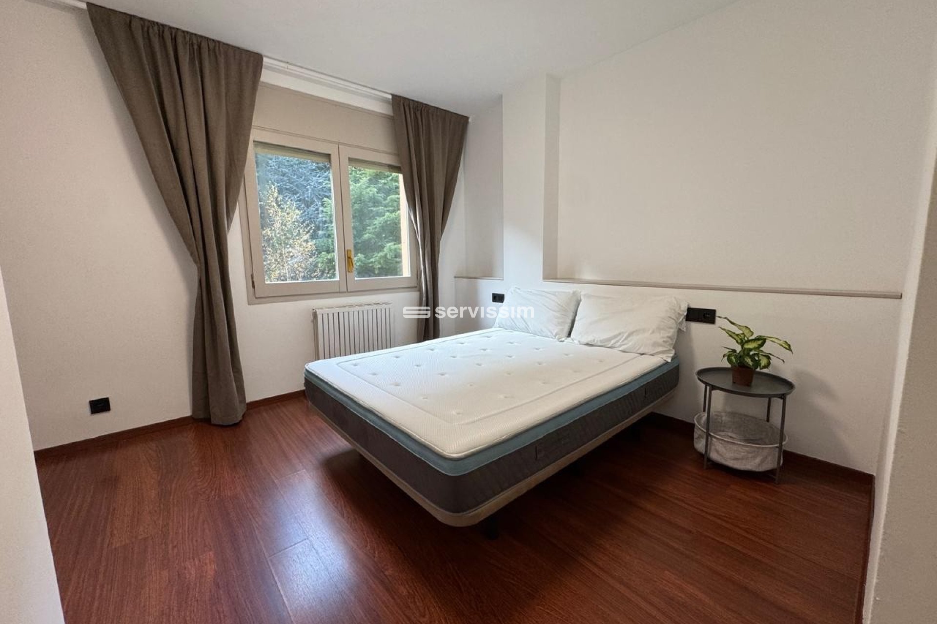 Alquiler - Apartamento / piso - Arinsal