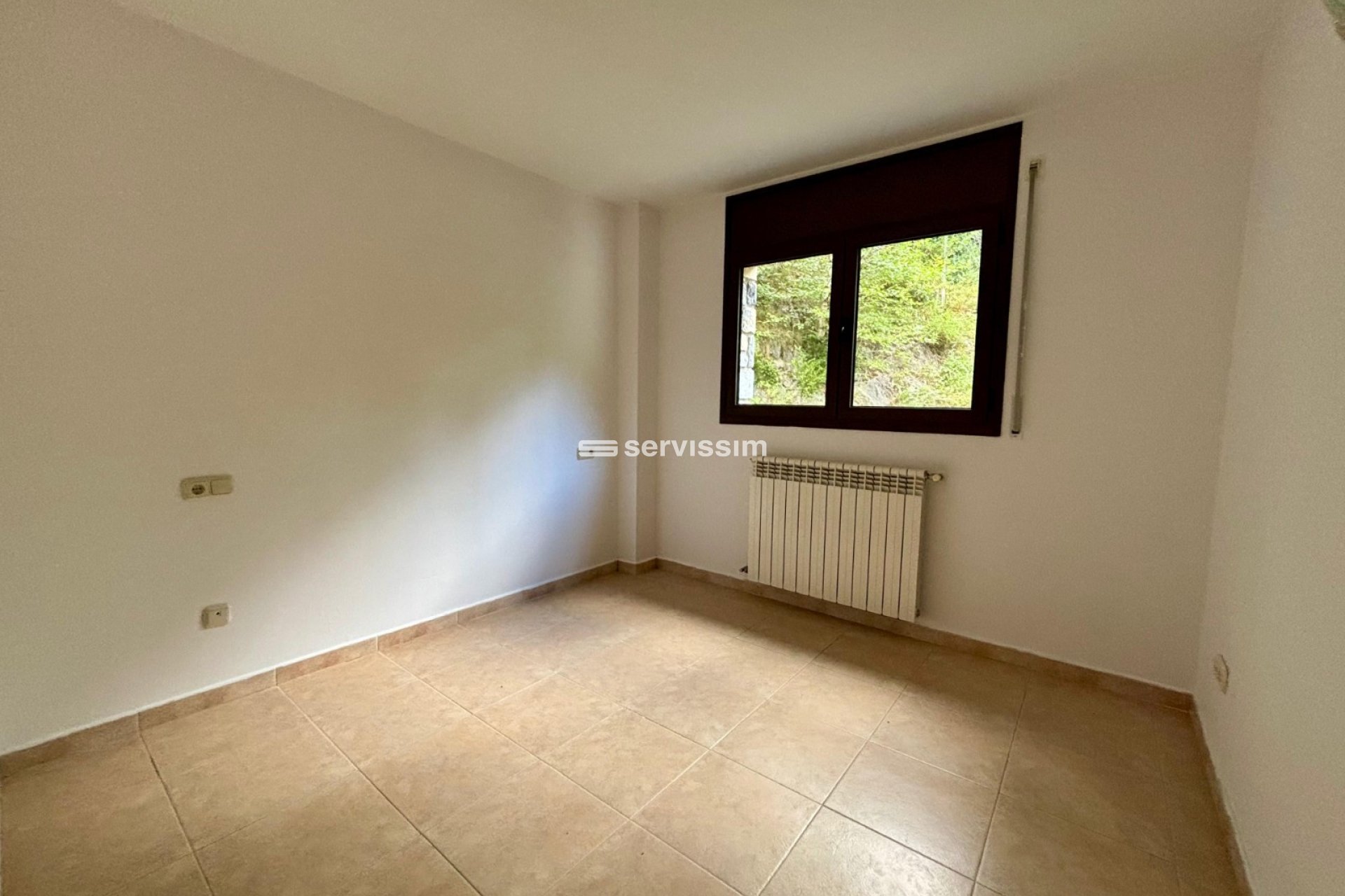 Alquiler - Apartamento / piso - La Cortinada