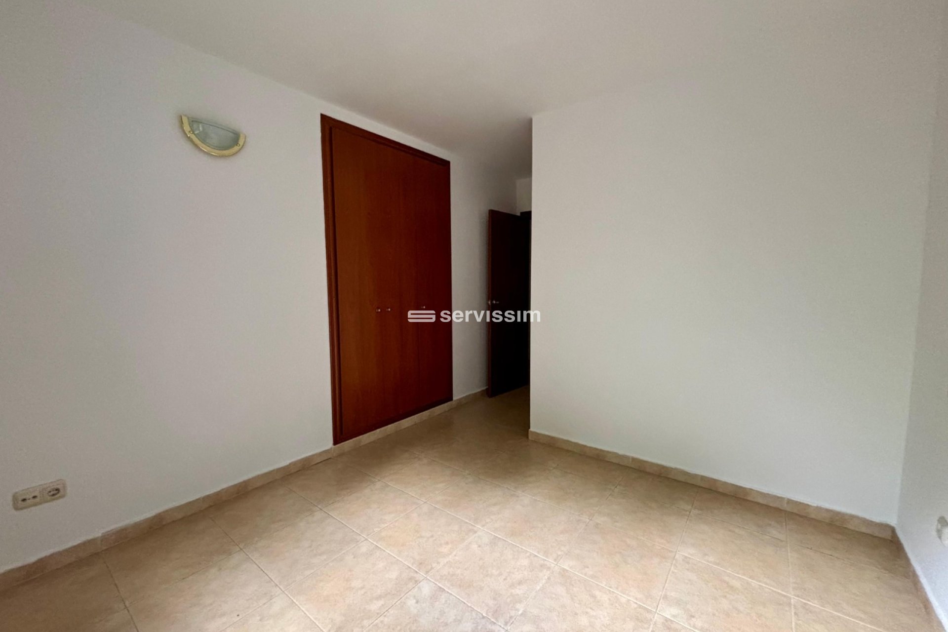 Alquiler - Apartamento / piso - La Cortinada