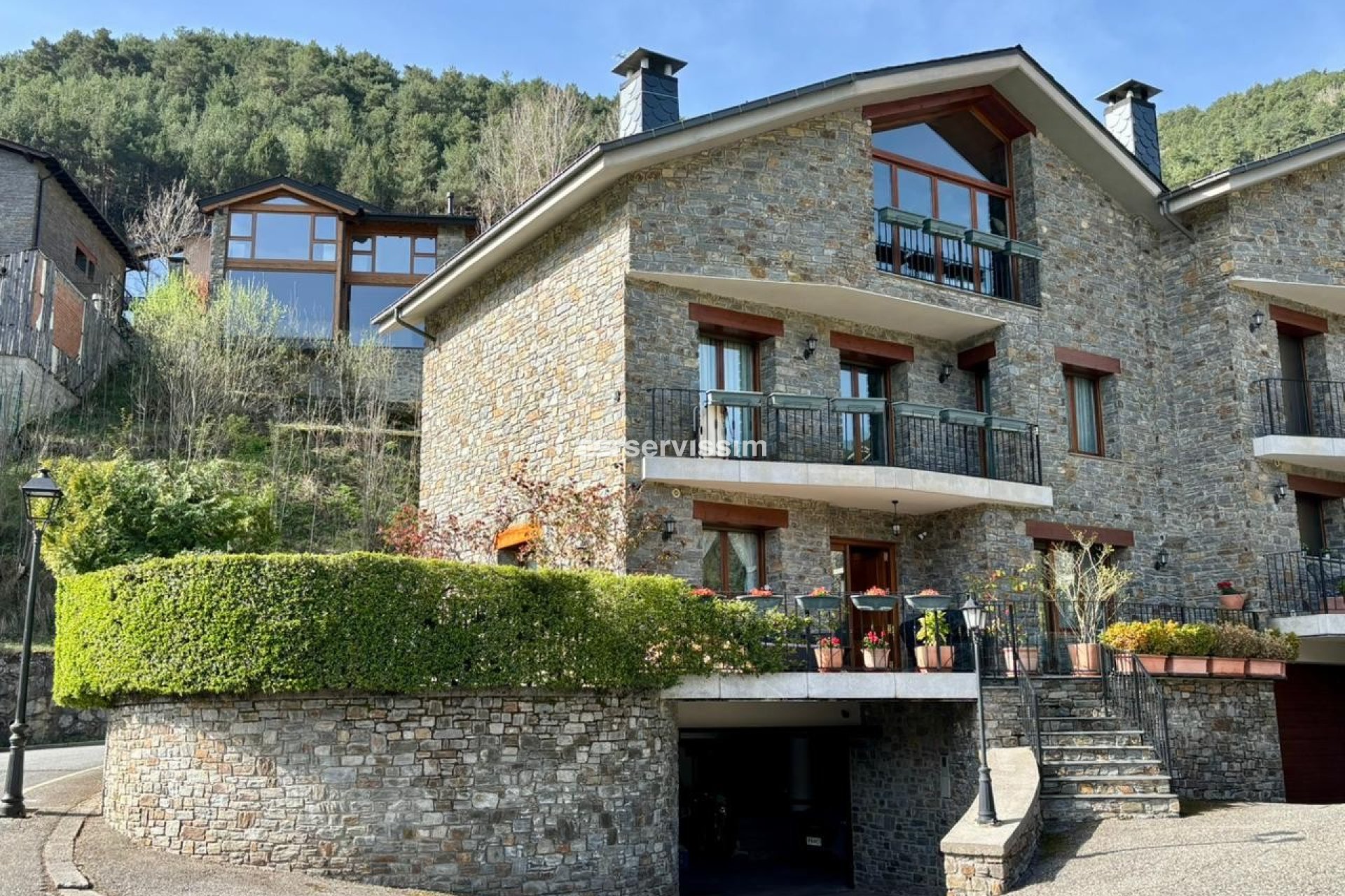 En venta - Casa Adosada - Sispony