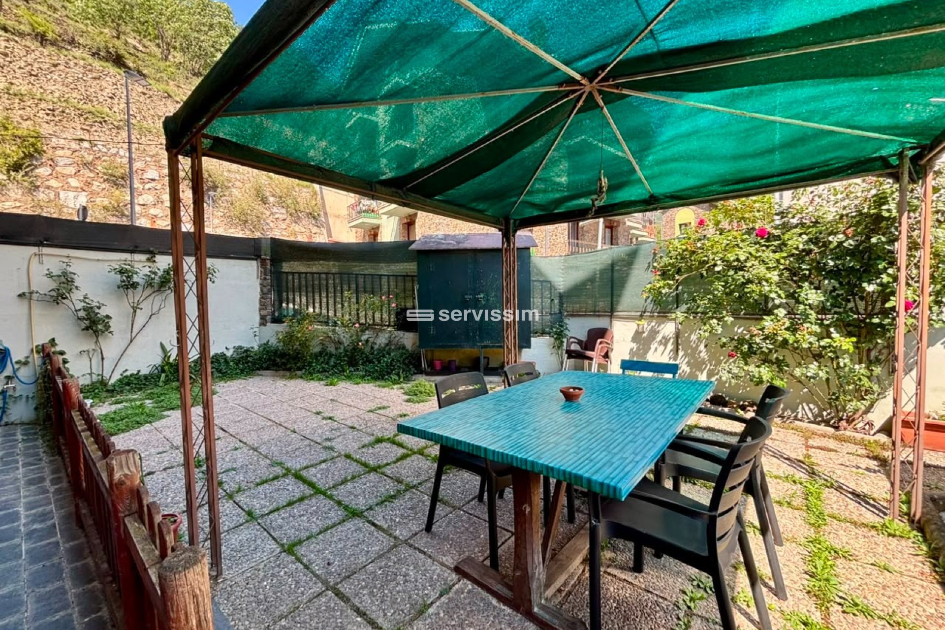 For sale - Apartment / flat - Town centre