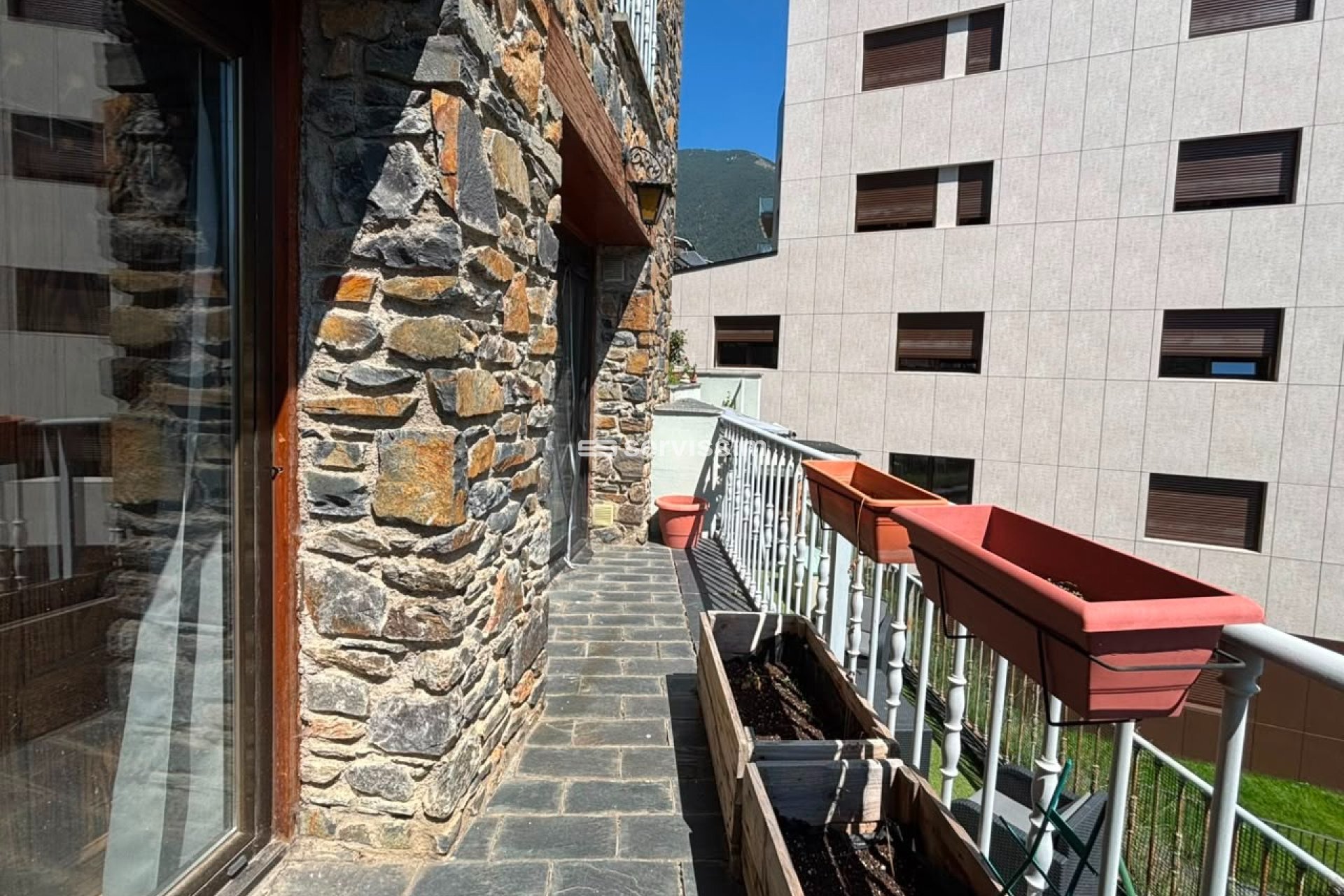 For sale - Apartment / flat - Town centre