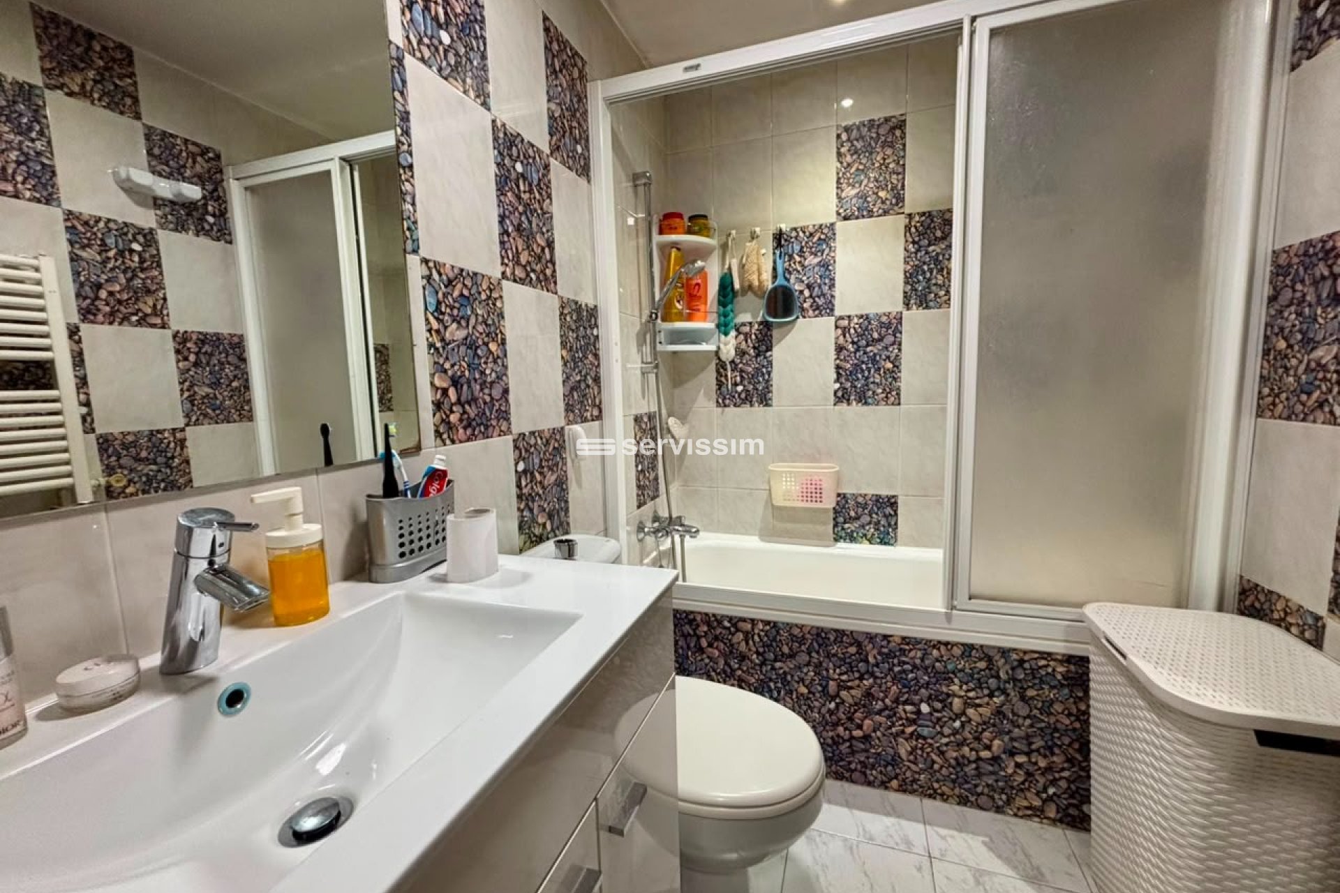For sale - Apartment / flat - Town centre