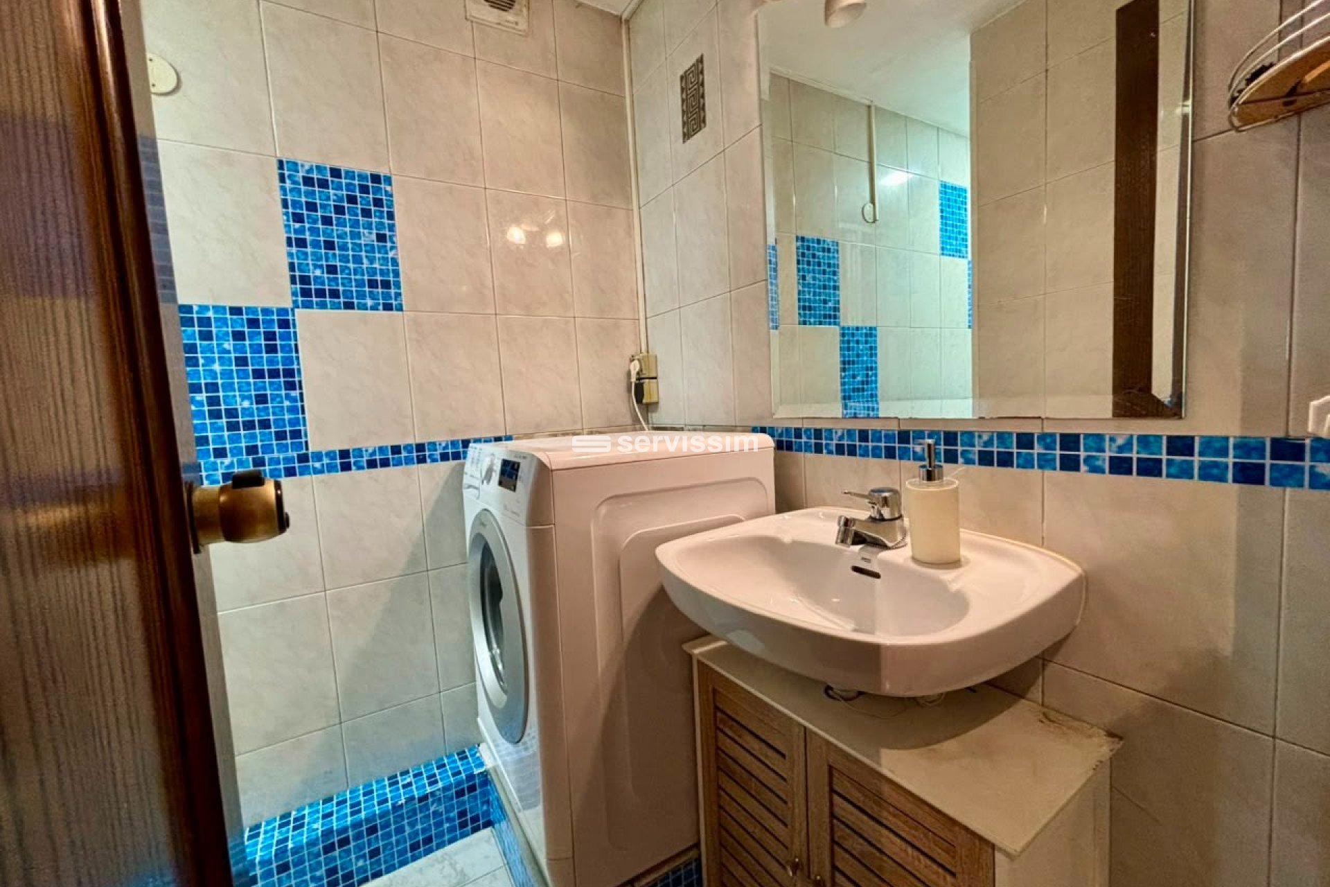 For sale - Apartment / flat - Town centre