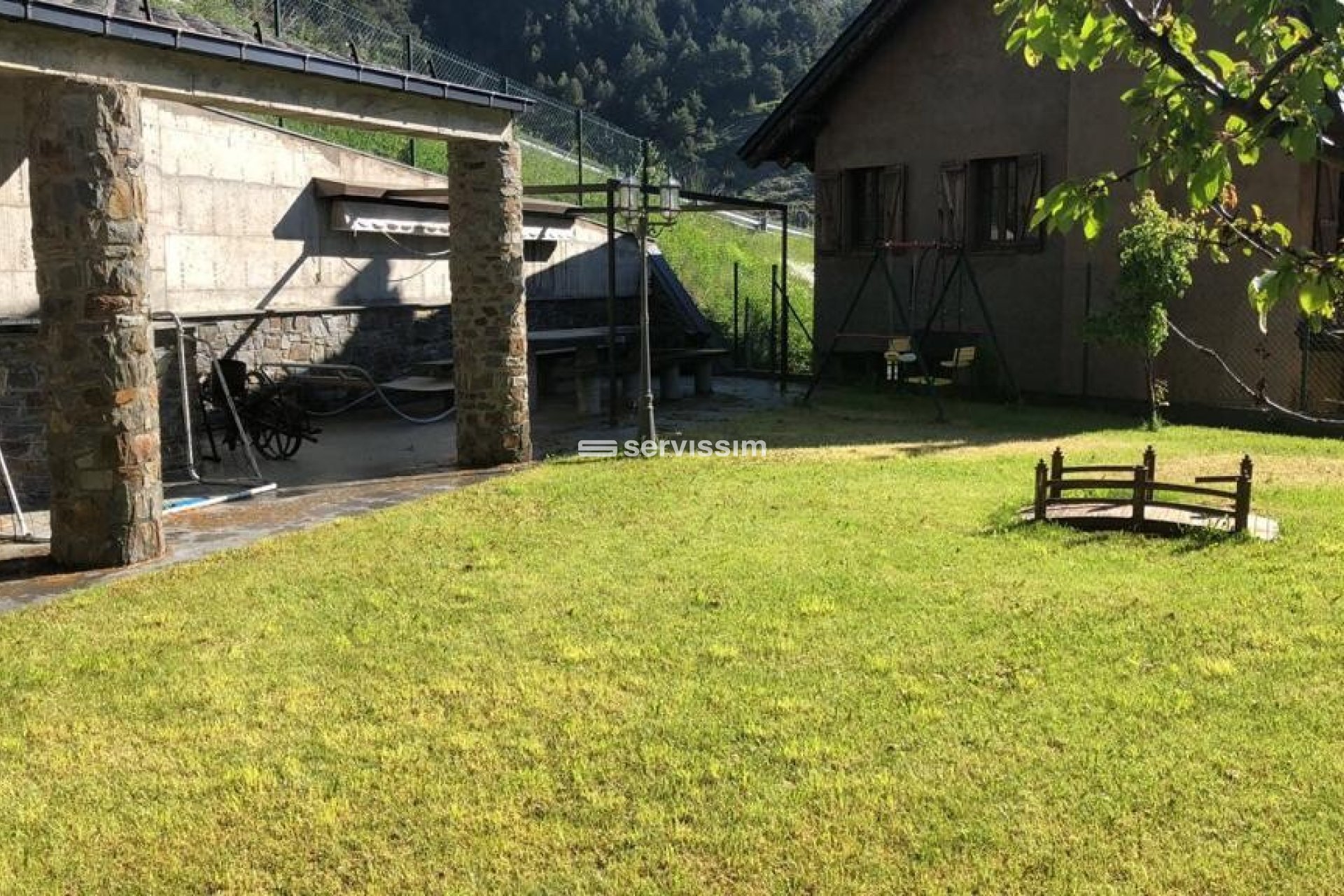 For sale - Detached house - Pal