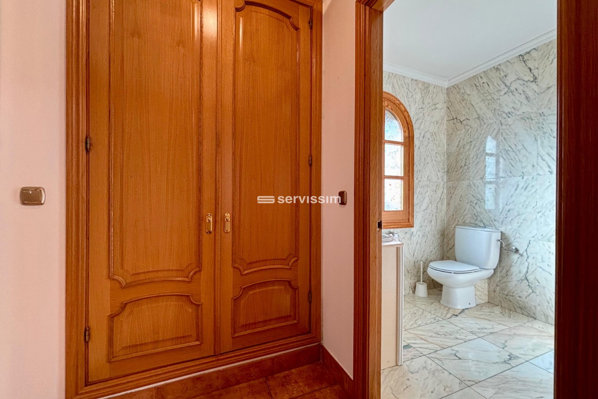 For sale - Detached house - Sispony