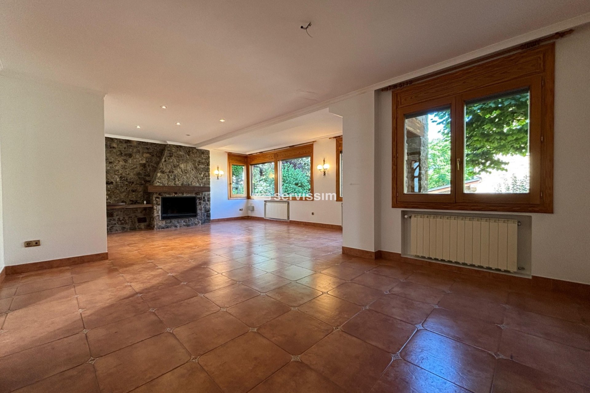 For sale - Detached house - Sispony