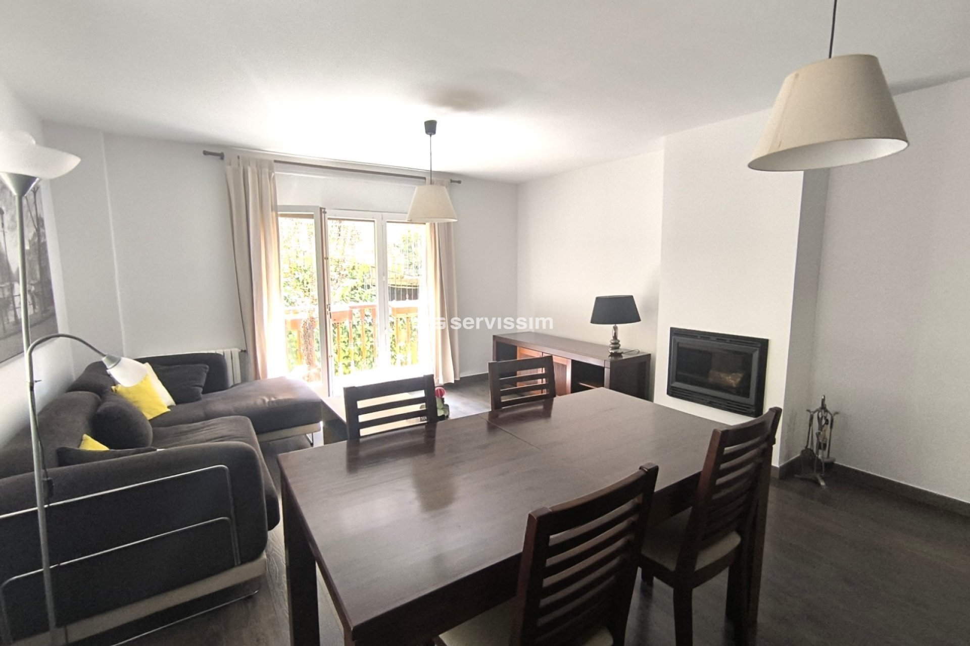 Lloguer  - Apartament / pis - Centre vila