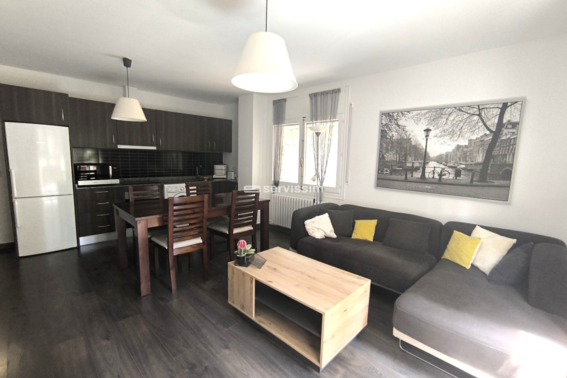 Lloguer  - Apartament / pis - Centre vila