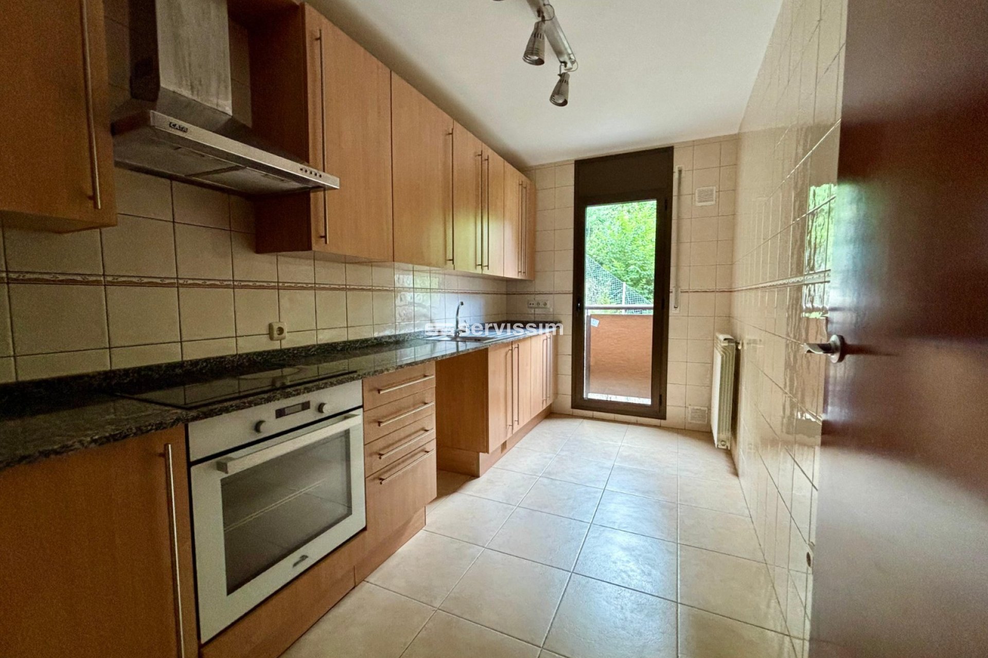 Lloguer  - Apartament / pis - La Cortinada