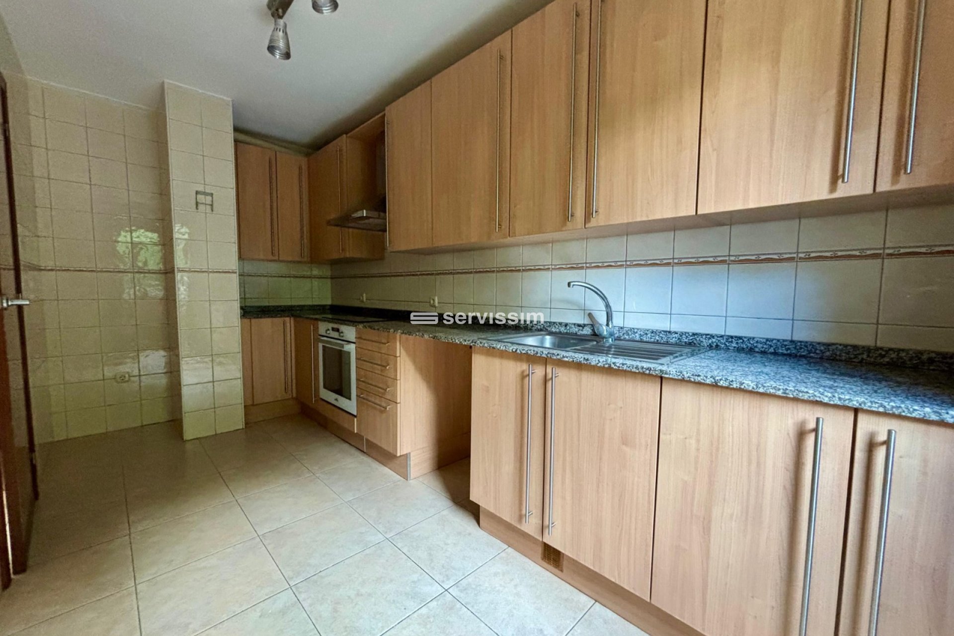 Rental - Apartment / flat - La Cortinada