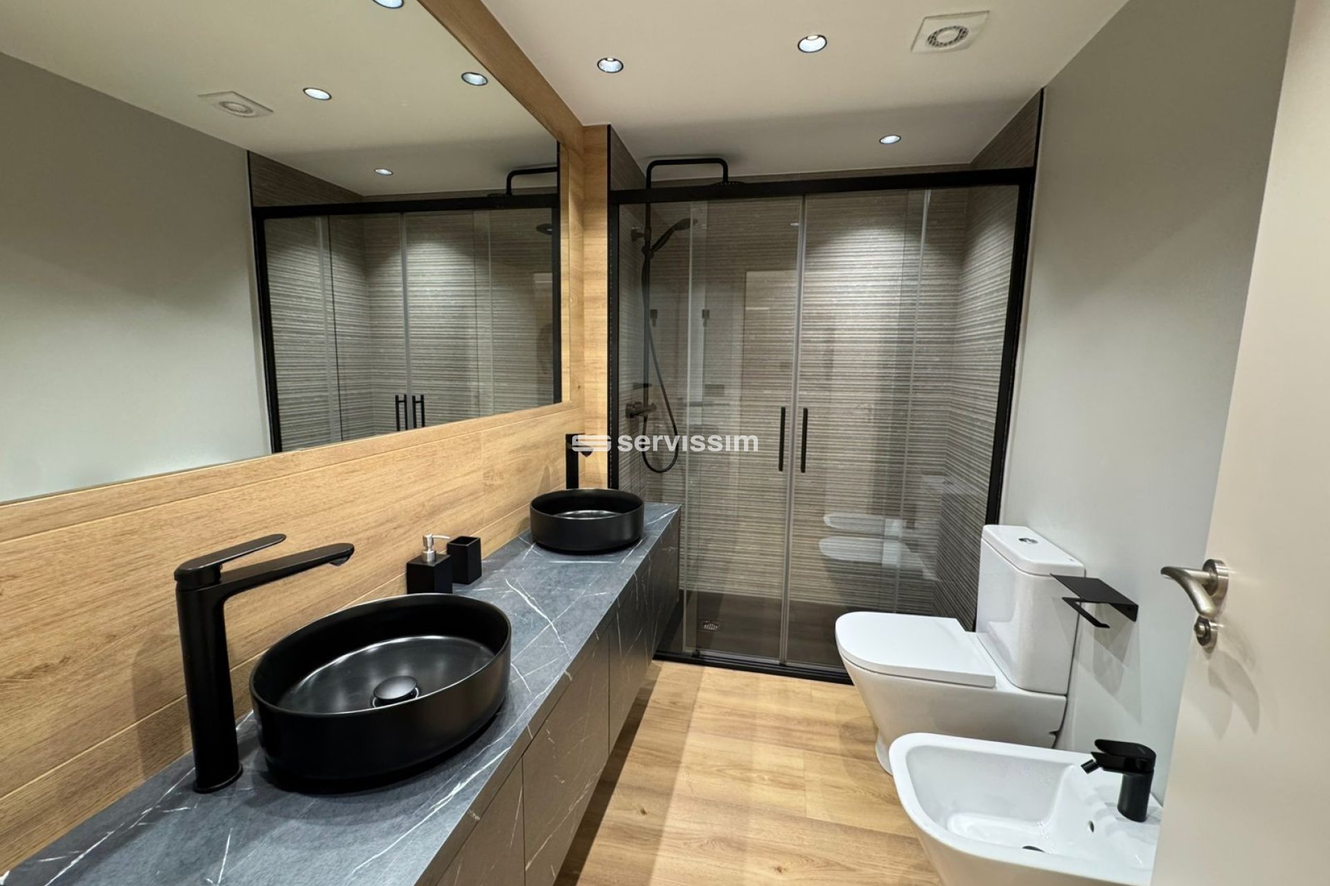 Rental - Apartment / flat - Llorts