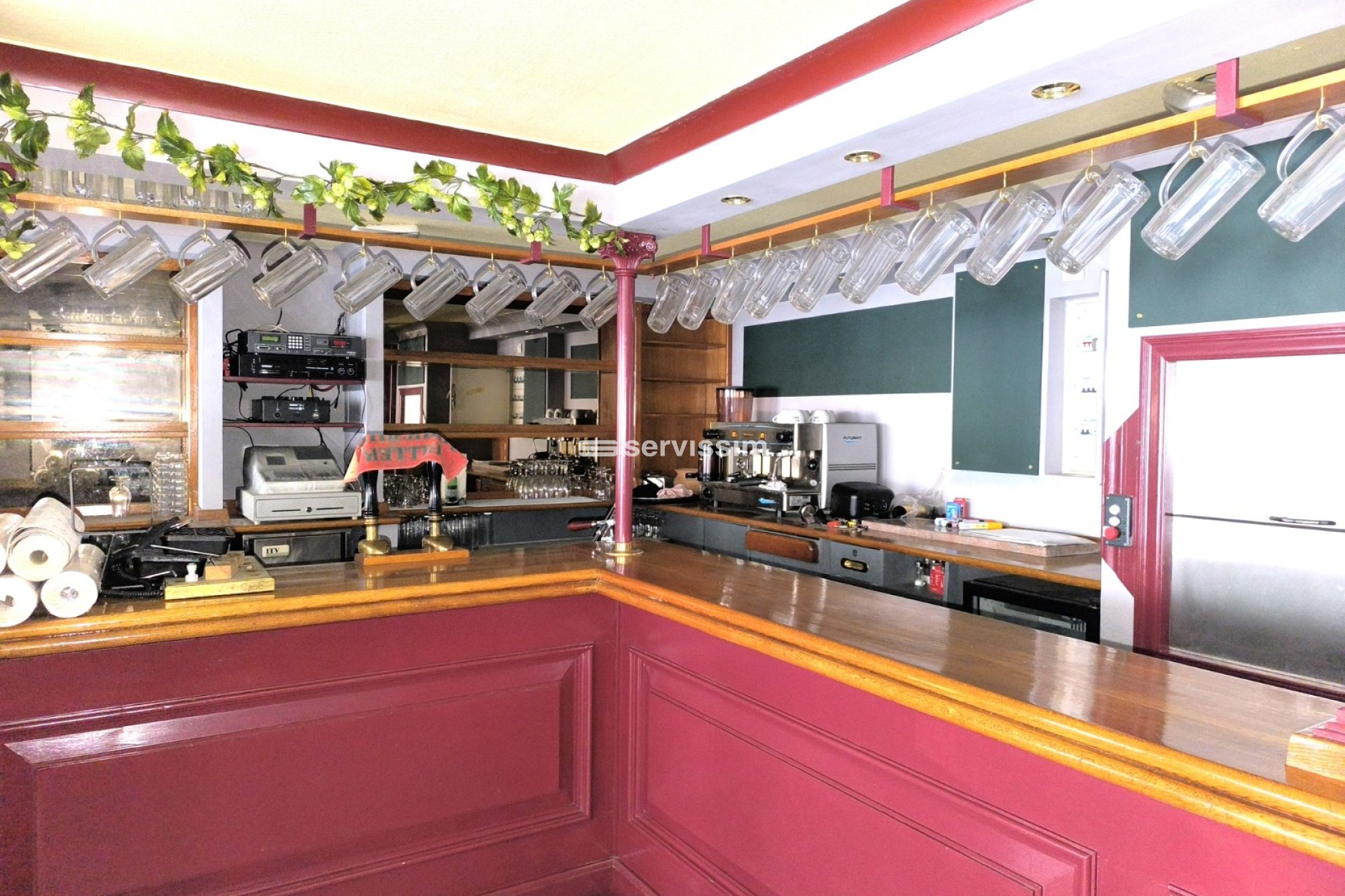 Rental - Business premises - Arinsal