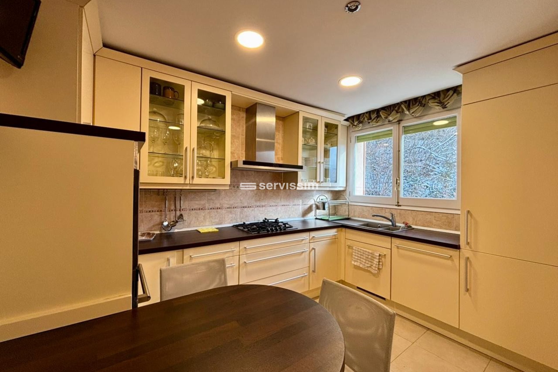 Rental - Penthouse - Erts