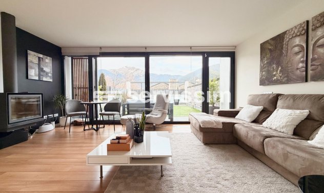 Semi-detached house - Rental - Escás - Escàs