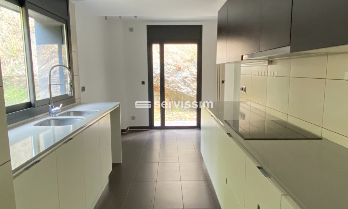 En venda - Apartament / pis - Centre vila