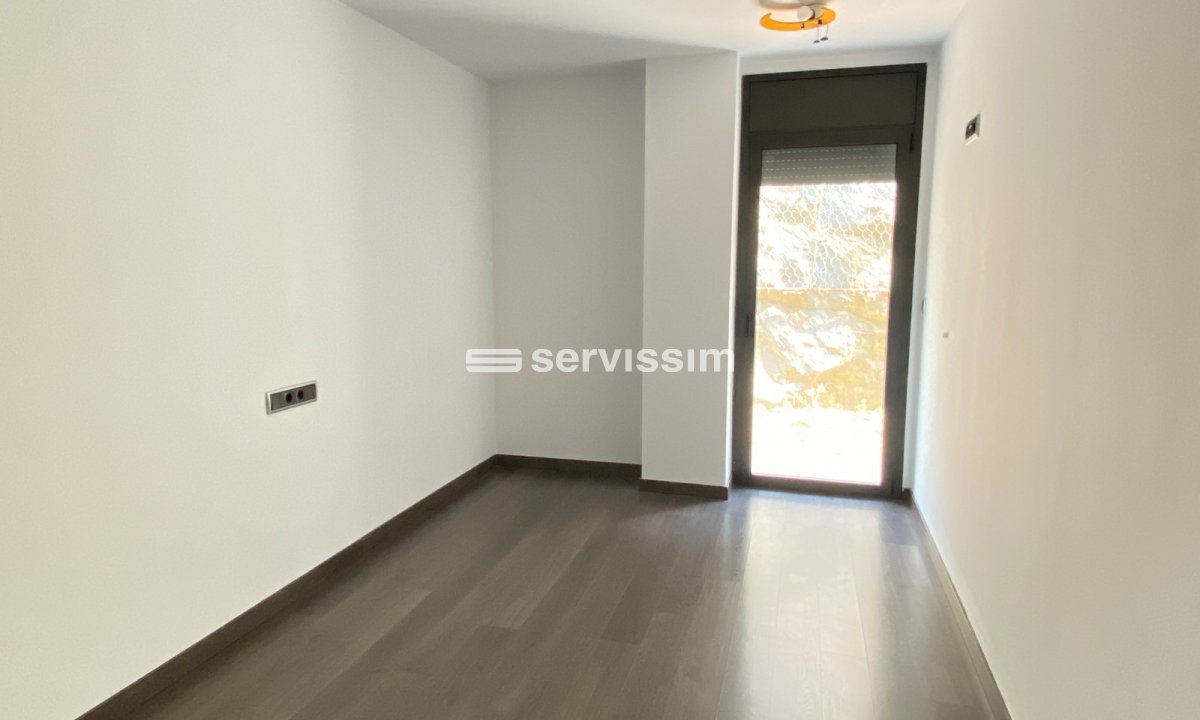 En venda - Apartament / pis - Centre vila