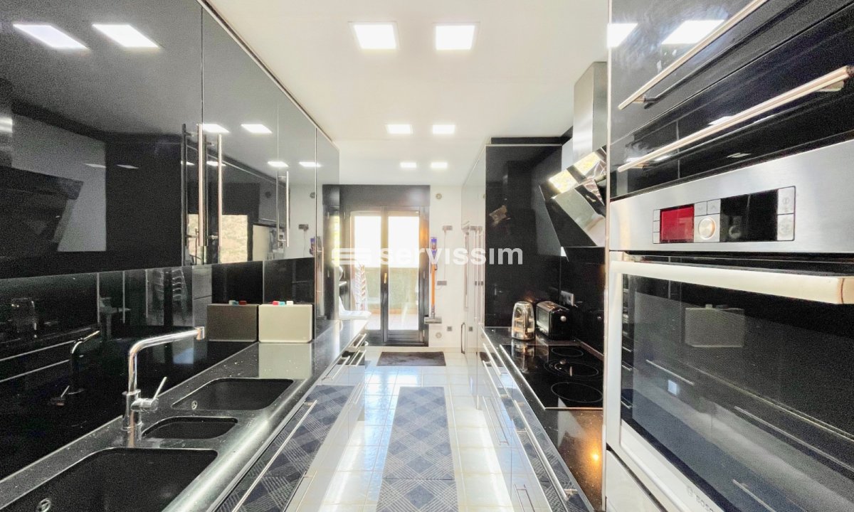 Ático en venta en Escaldes Engordany, 3 habitaciones, 167 metros