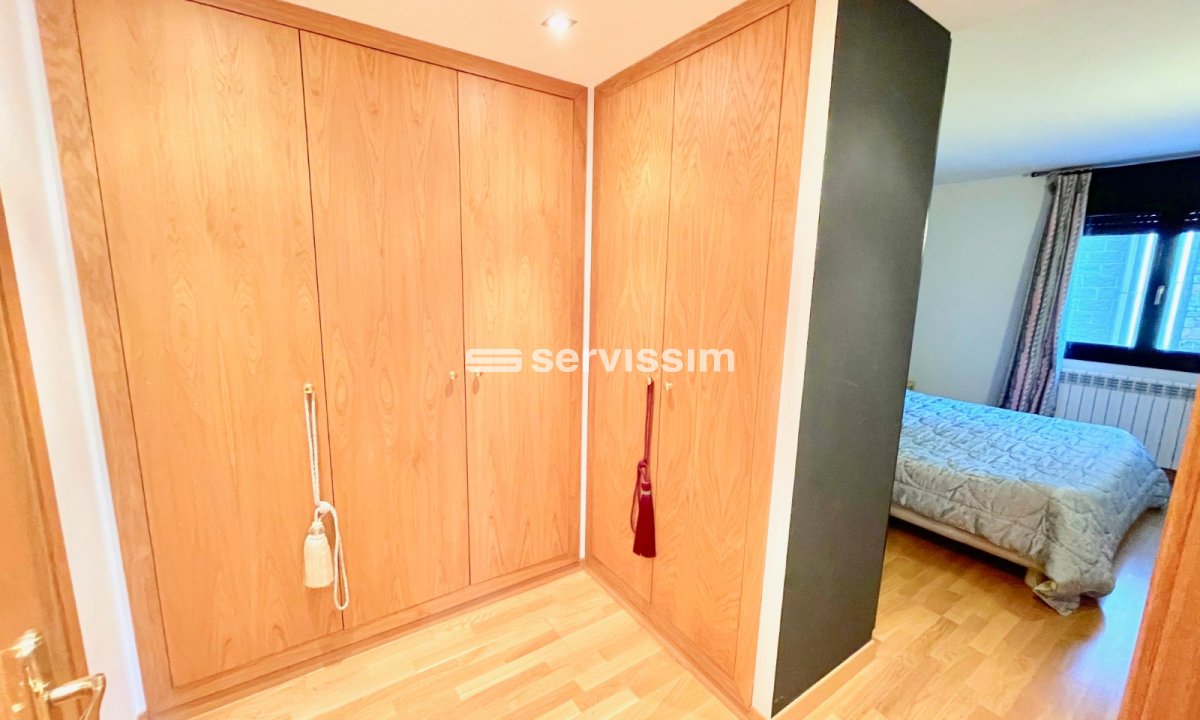 Ático en venta en Escaldes Engordany, 3 habitaciones, 167 metros