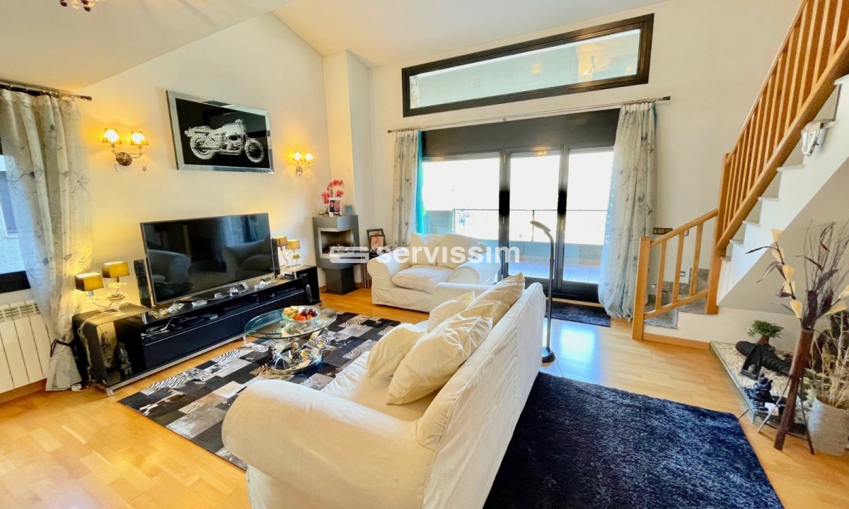 Ático en venta en Escaldes Engordany, 3 habitaciones, 167 metros