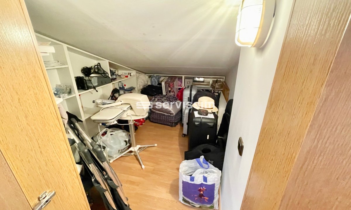 Ático en venta en Escaldes Engordany, 3 habitaciones, 167 metros