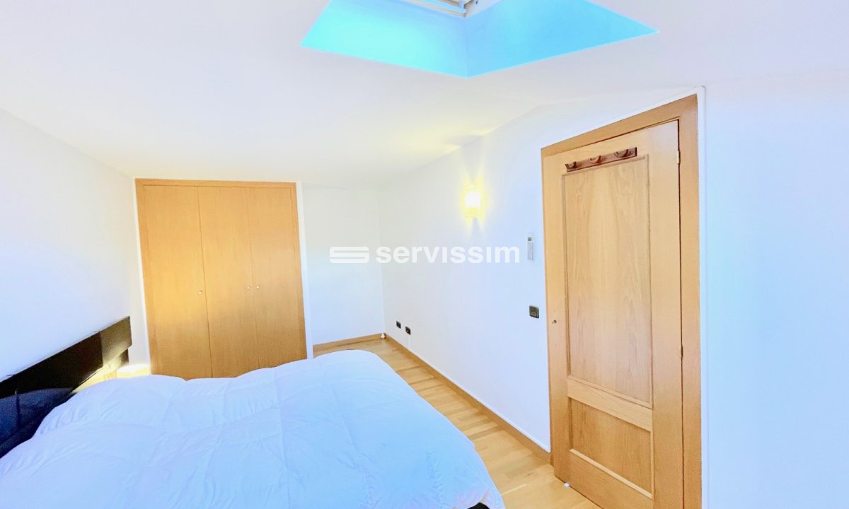 Ático en venta en Escaldes Engordany, 3 habitaciones, 167 metros