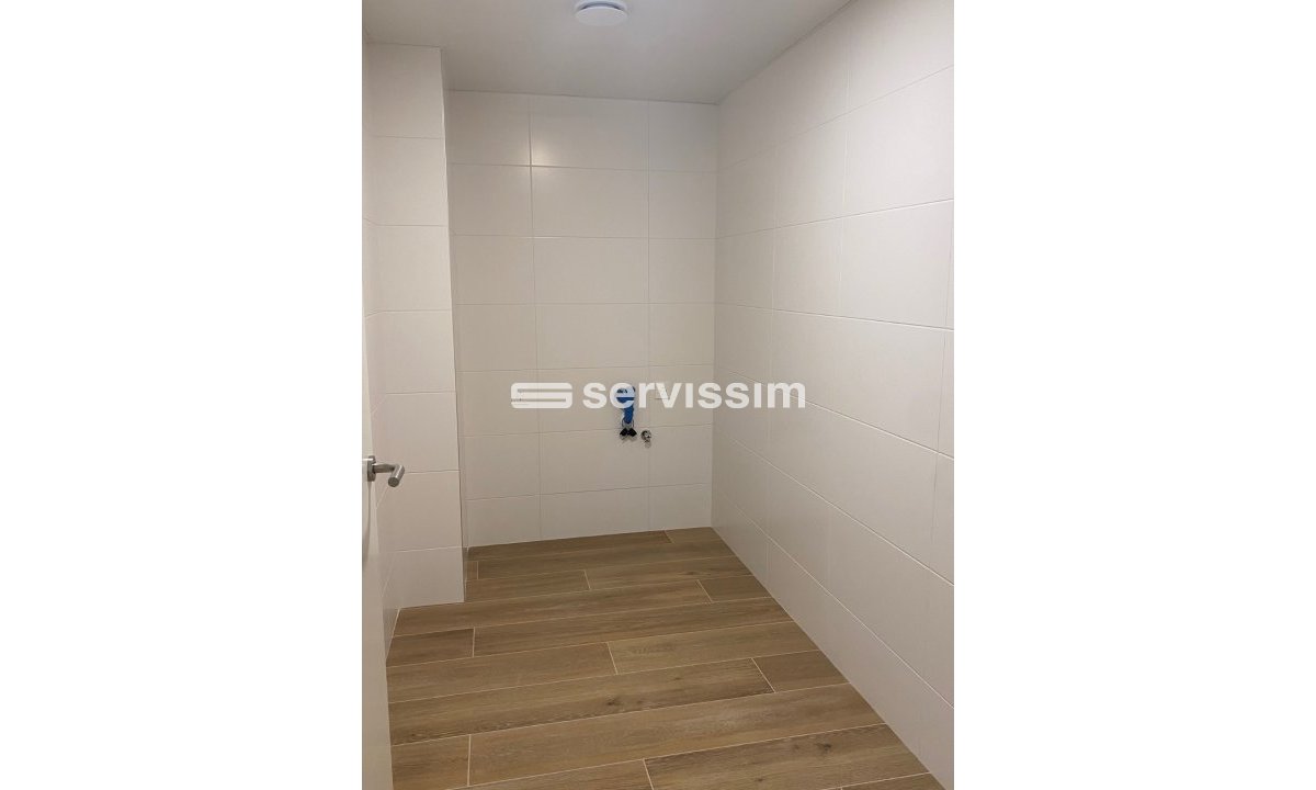 Pis de lloguer a Escaldes Engordany, 3 habitacions, 138 metres