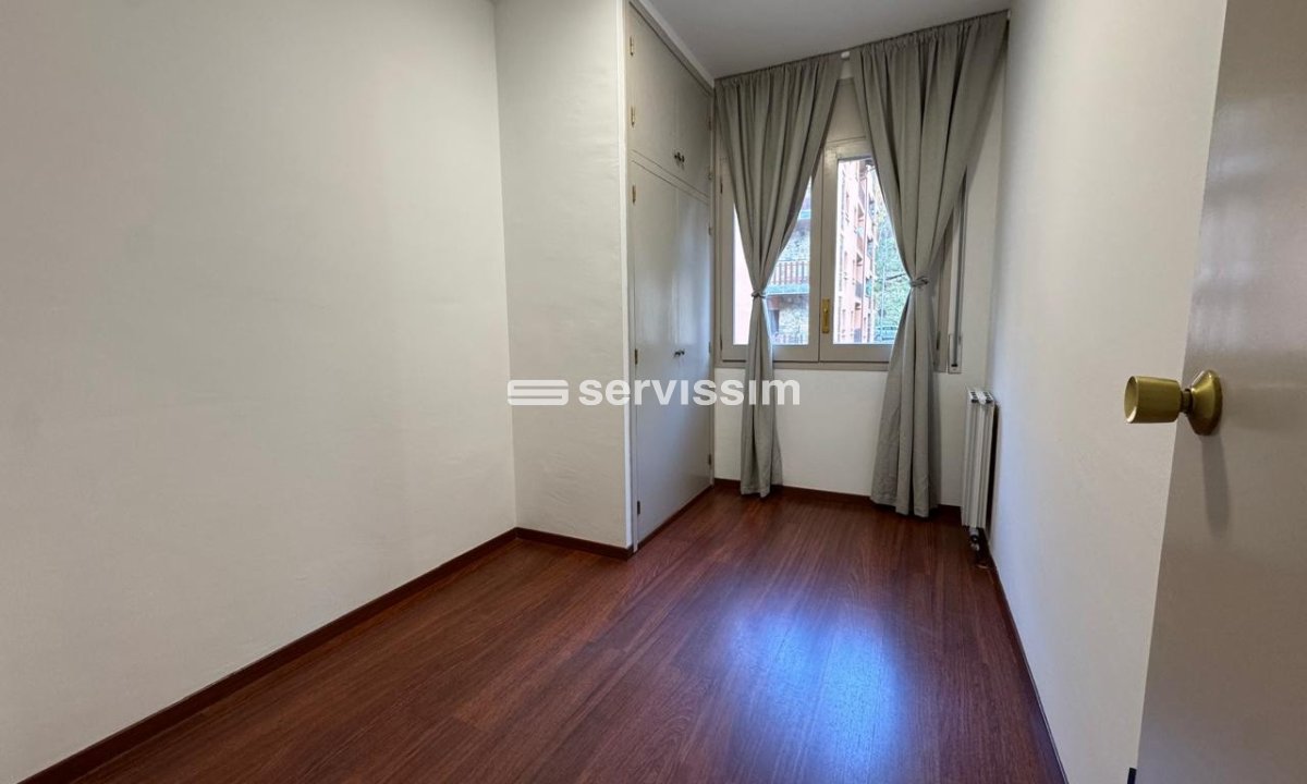 Alquiler - Apartamento / piso - Arinsal