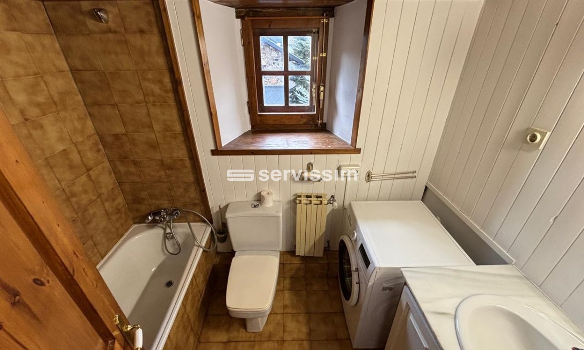 Casa adossada en venda a El Tarter, 3 habitacions, 150 metres