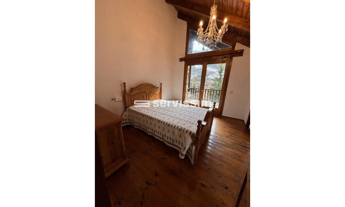 Casa adossada en venda a El Tarter, 3 habitacions, 150 metres