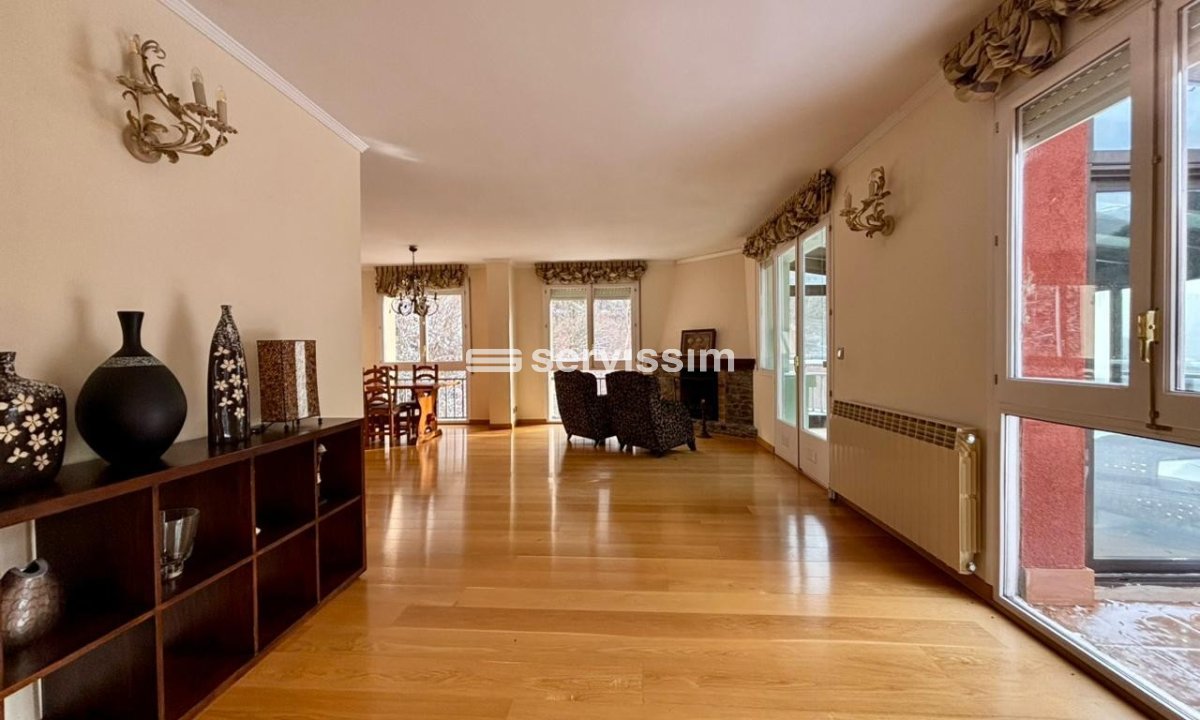 Lloguer  - Àtic - Erts