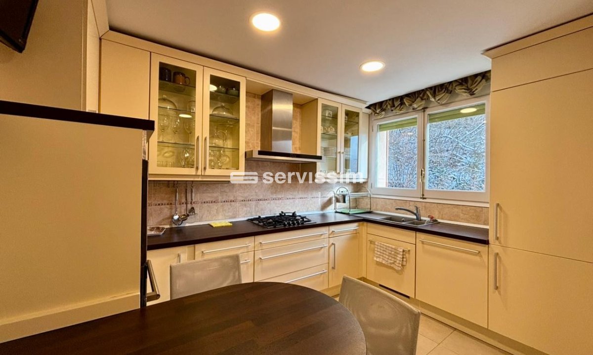 Lloguer  - Àtic - Erts