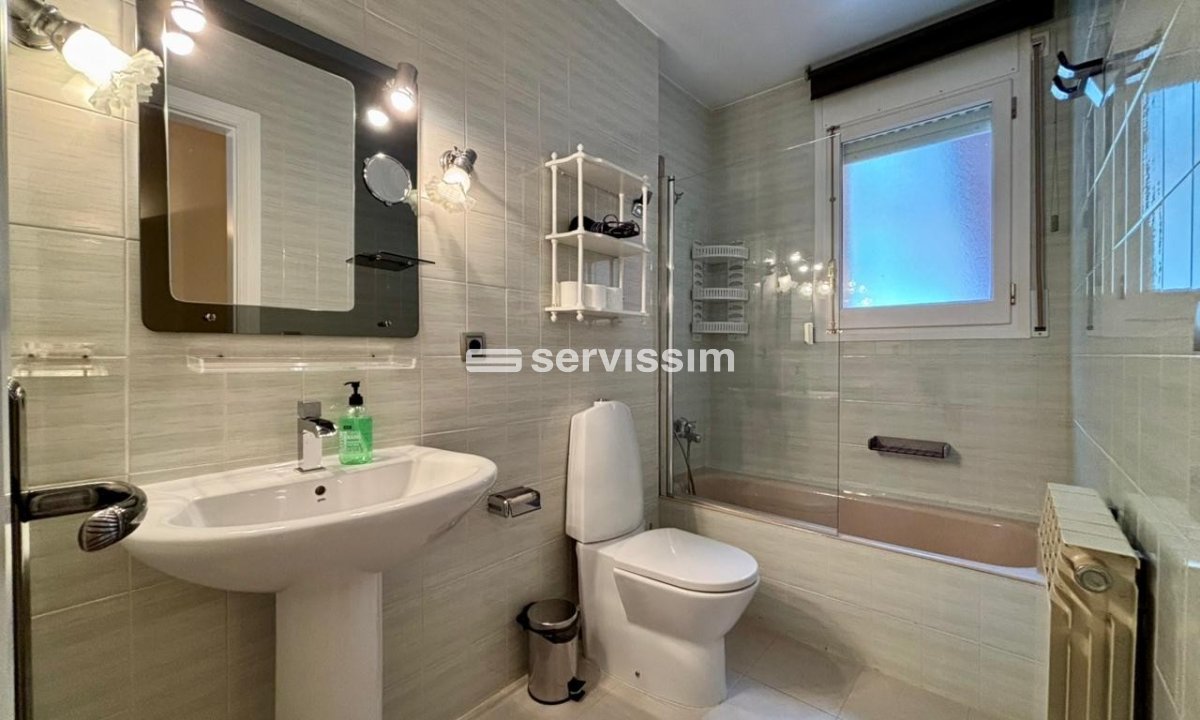 Lloguer  - Àtic - Erts