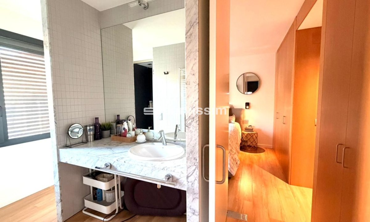 Lloguer  - Casa Adossada - Escás - Escàs