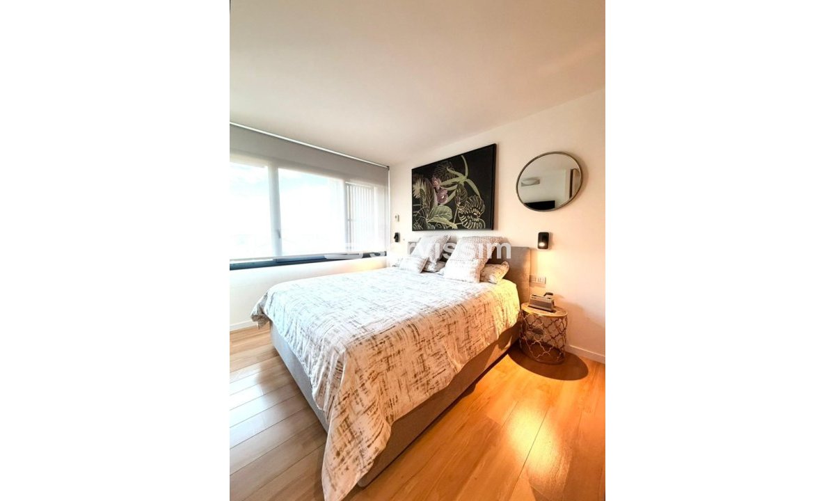 Lloguer  - Casa Adossada - Escás - Escàs