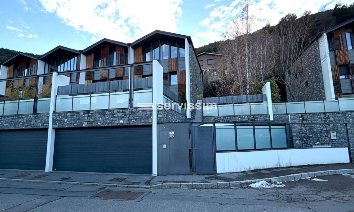 Lloguer  - Casa Adossada - Escás - Escàs