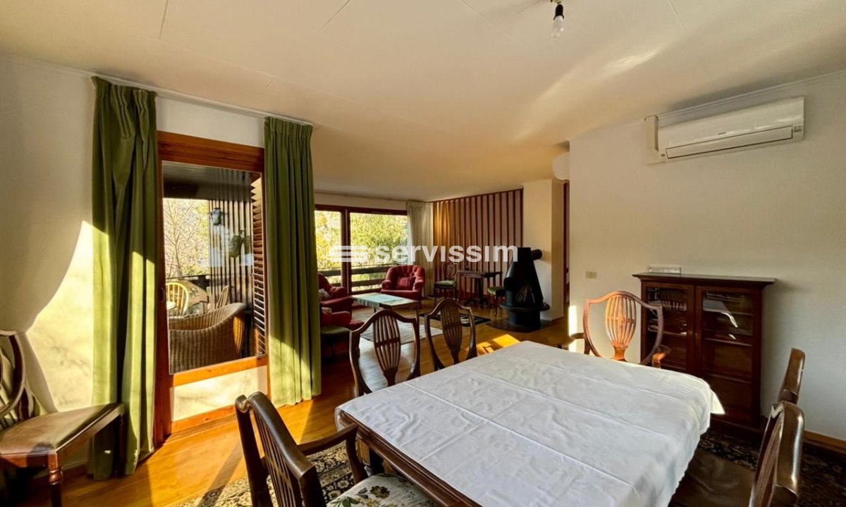 Chalet en venta en Aubinyà, 4 habitaciones, 194 metros