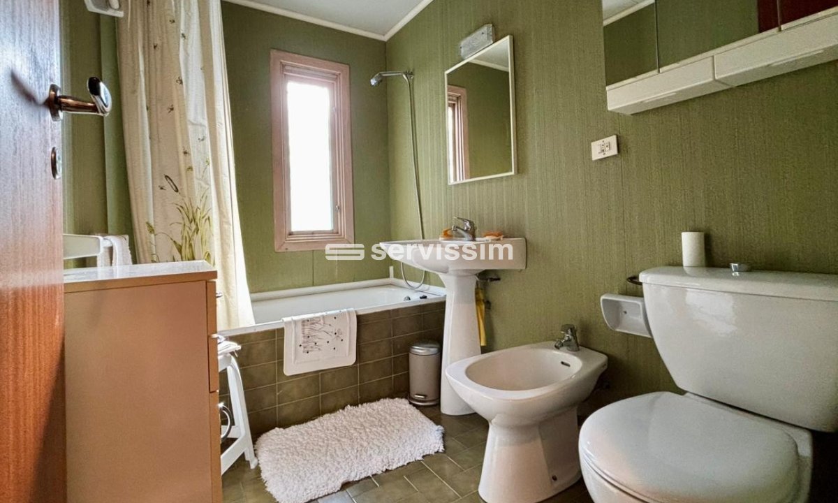 Chalet en venta en Aubinyà, 4 habitaciones, 194 metros