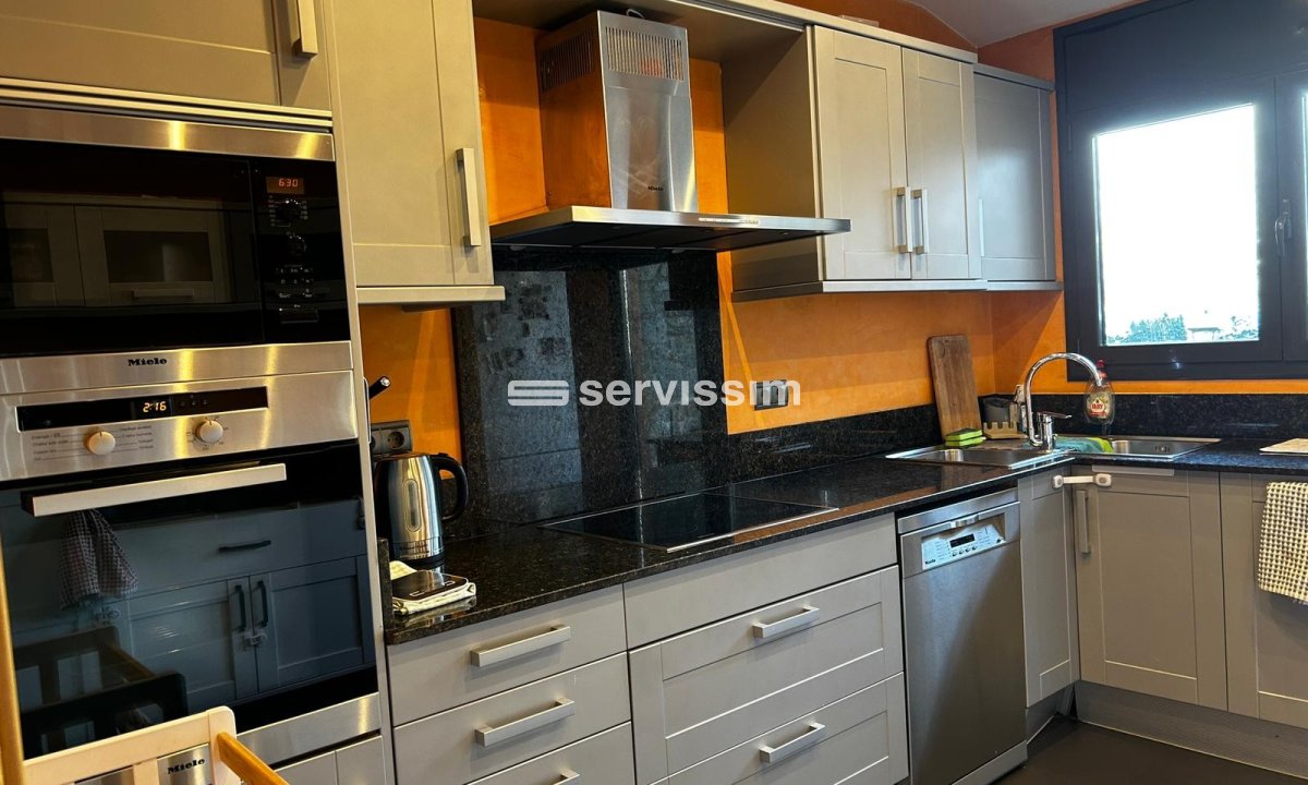 Lloguer  - Àtic - Anyós