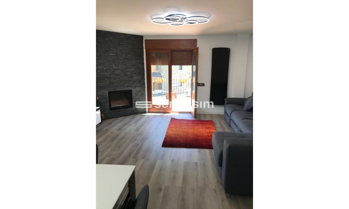 Xalet en venda a Pal, 4 habitacions, 260 metres