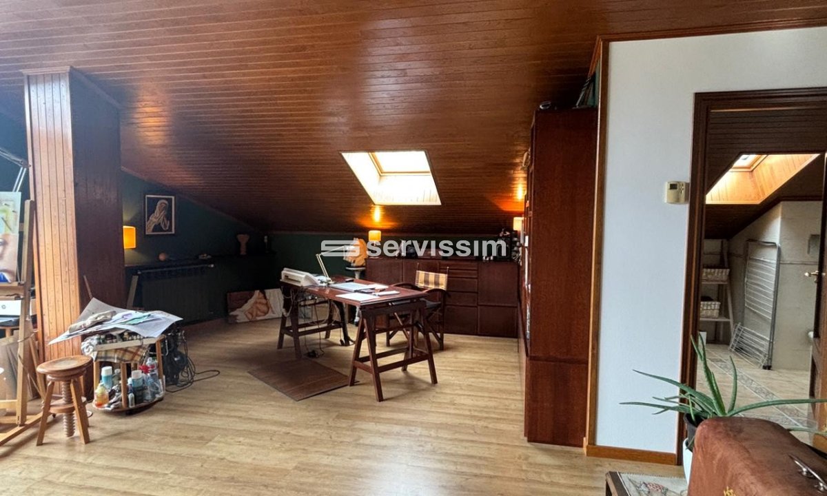 En venda - Casa Adossada - Sispony