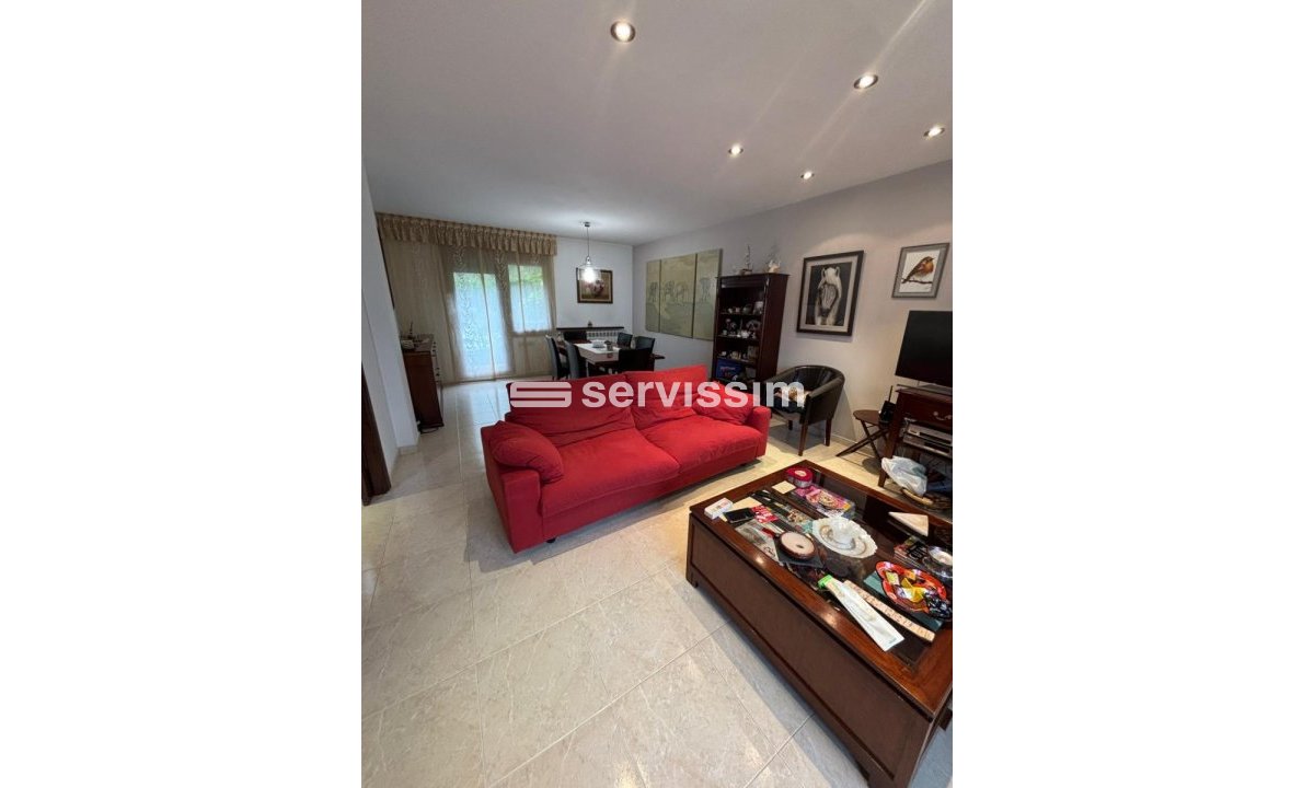 En venda - Casa Adossada - Sispony