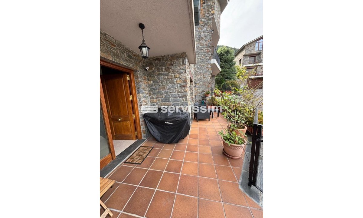 En venda - Casa Adossada - Sispony