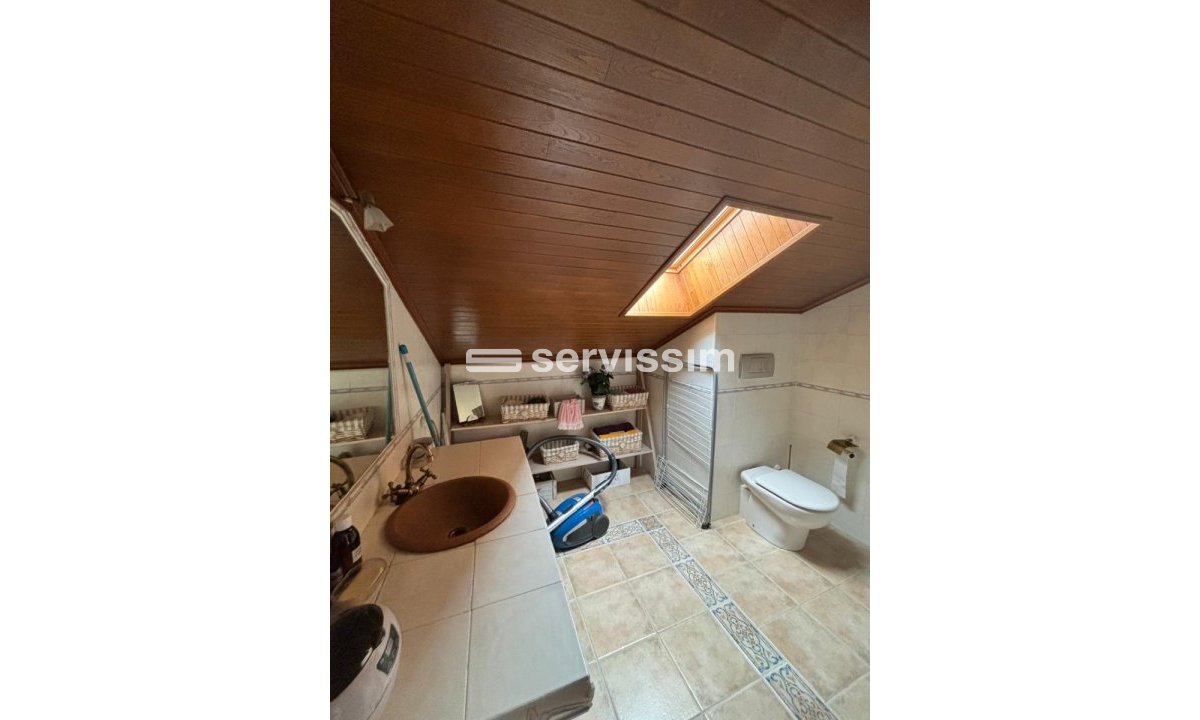 En venda - Casa Adossada - Sispony