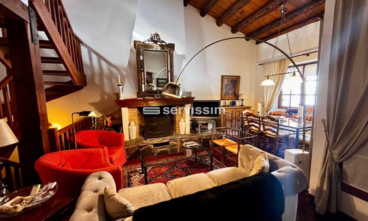 Casa adossada en venda a Arinsal, 3 habitacions, 156 metres