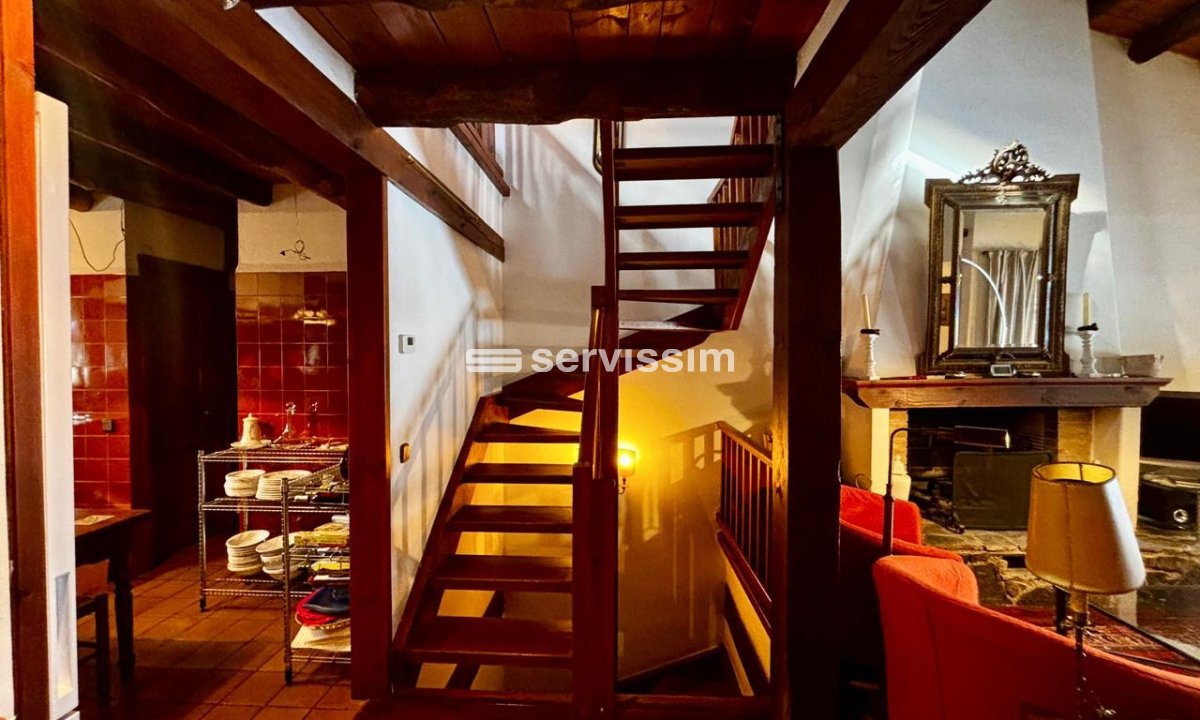 Casa adossada en venda a Arinsal, 3 habitacions, 156 metres