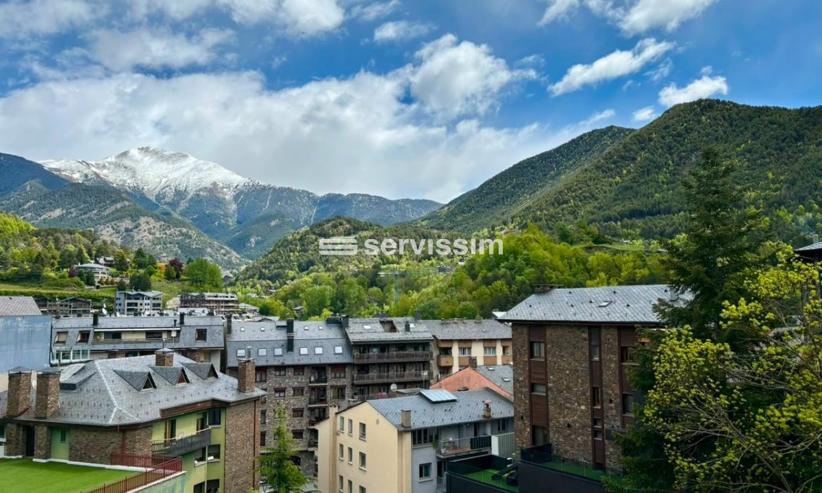 Lloguer  - Apartament / pis - Centre vila