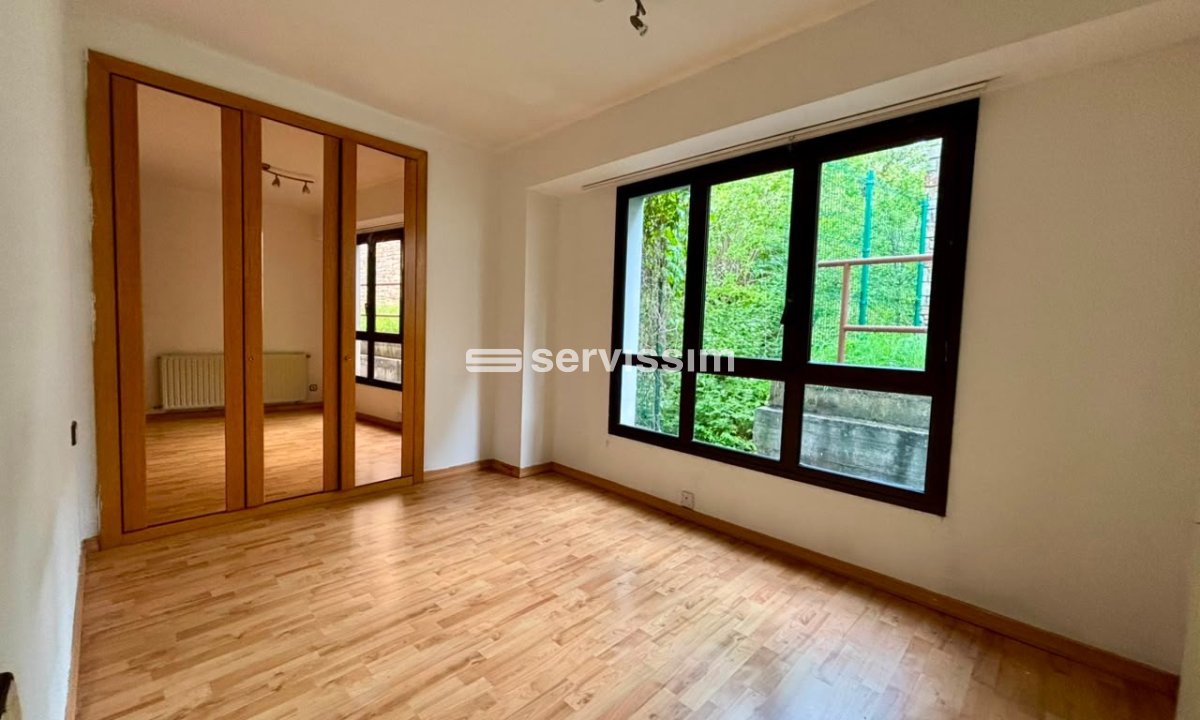 Lloguer  - Apartament / pis - Centre vila