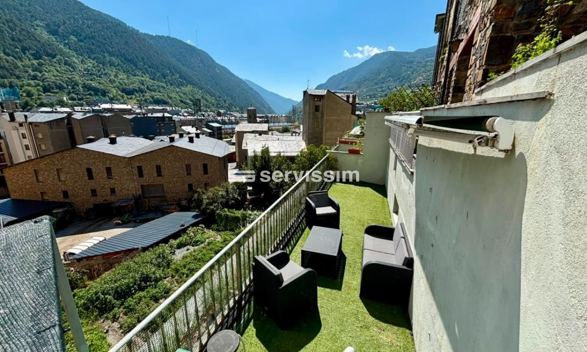 Piso en venta en Encamp, 2 habitaciones, 79 metros